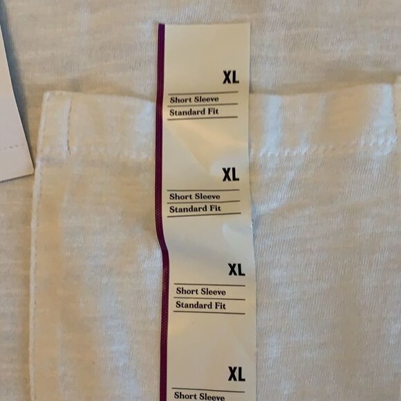 Men’s XL white polo - Picture 2 of 5